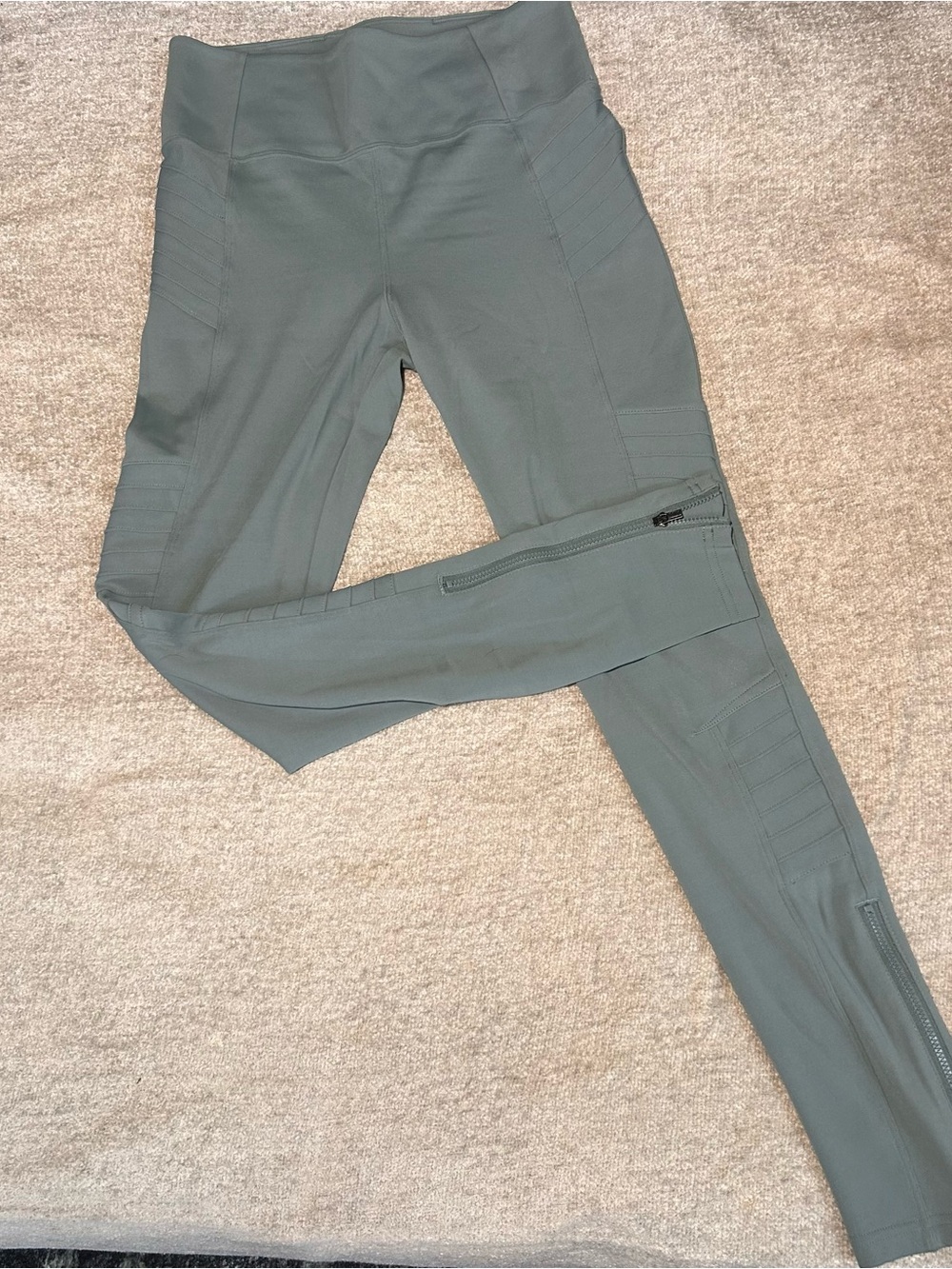 Athleta Delancey Moto Tights Leggings in Sage Green